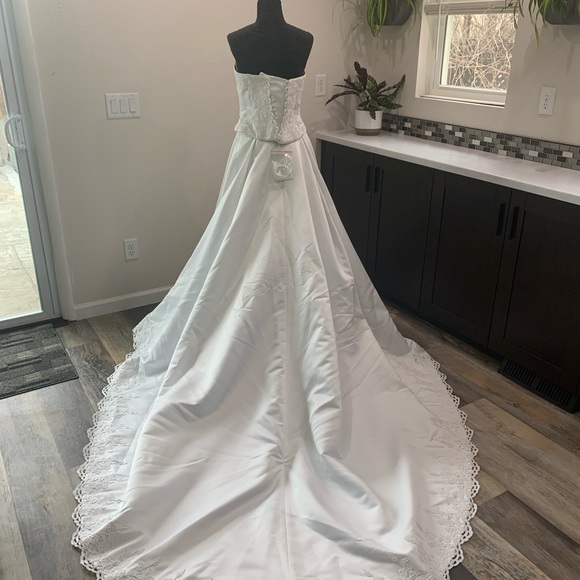 🚫SOLD🚫Exceptional Two Piece Wedding Gown Dress Bridal Gown 14 - Picture 3 of 9